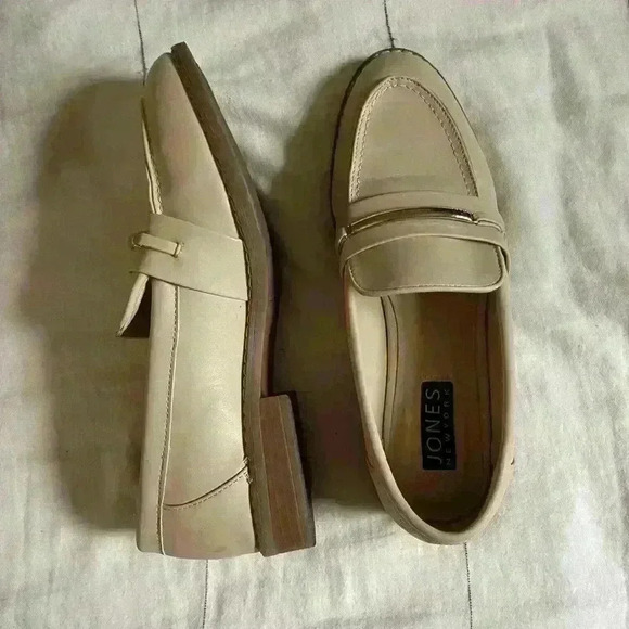 Jones New York Loafers - Picture 2 of 5